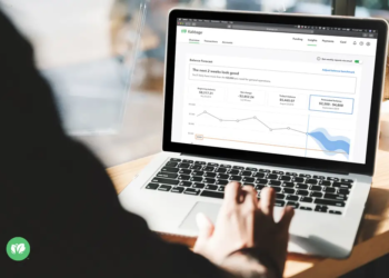 Why Do Fintech Firms Hire  Flight-risk Talents?