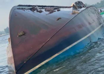 10 Rescued As Fishing Trawler Collides With Container Vessel In Lagos