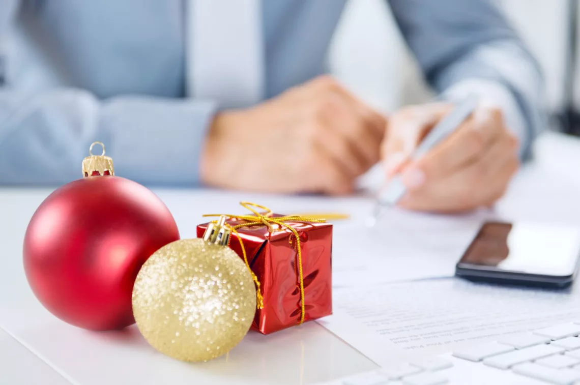 Christmas-employees-1568x1041.jpg.optimal