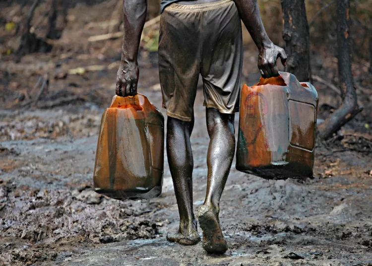 crude-oil-theft-in-Nigeria (1)