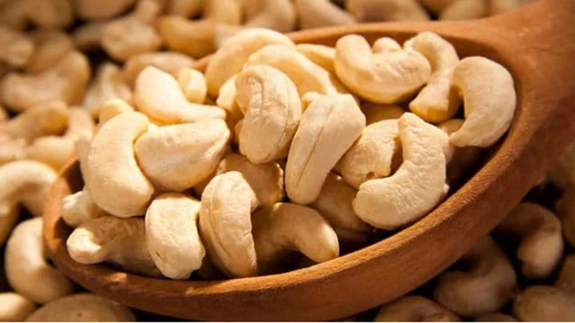 Cashew-Nuts