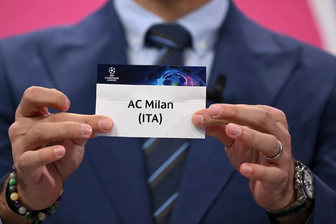 Champions League's ambassador Turkish former footballer Hamit Altintop shows the paper slip of AC Milan during the draw for the round of 16 of the 2022-2023 UEFA Champions League football tournament in Nyon on November 7, 2022. (Photo by Fabrice COFFRINI / AFP) (Photo by FABRICE COFFRINI/AFP via Getty Images)