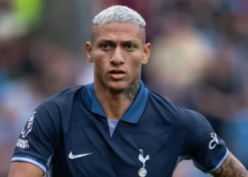 Tottenham Striker Says He Will Seek Psychological Help