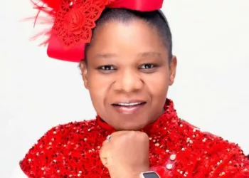 Bukola Bekes Makes A Grand Statement With “Gba Gbogbo Ogo“