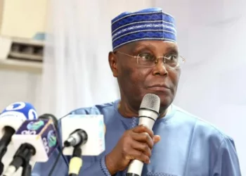 Atiku Criticizes Tinubu’s FX Policy, Calls for Sound Solutions