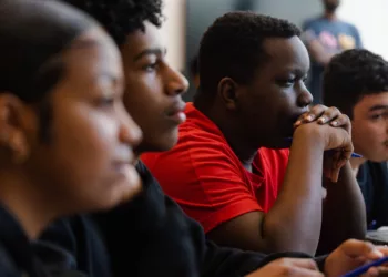 Scotland Unveils Strategy To Retain International Students