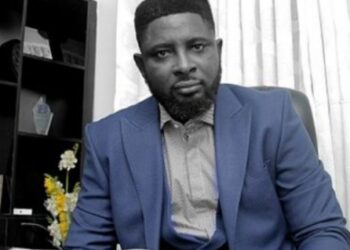 Edwards Sunday Display Mastery As A Music Producer On “Oba Atayero”