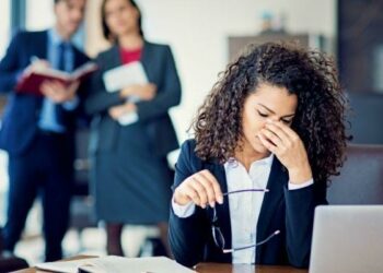 Impact of Fake Colleagues In Workplace