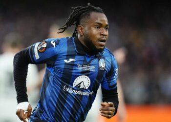 Lookman Departs Italy Amidst Transfer Stand-off With Atalanta